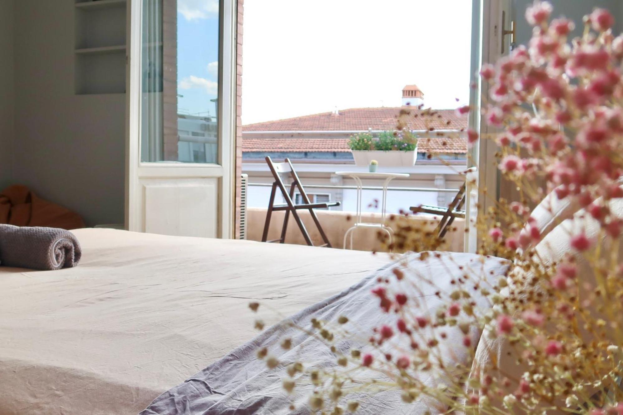 Cozy Esthers S With Balcony Florence